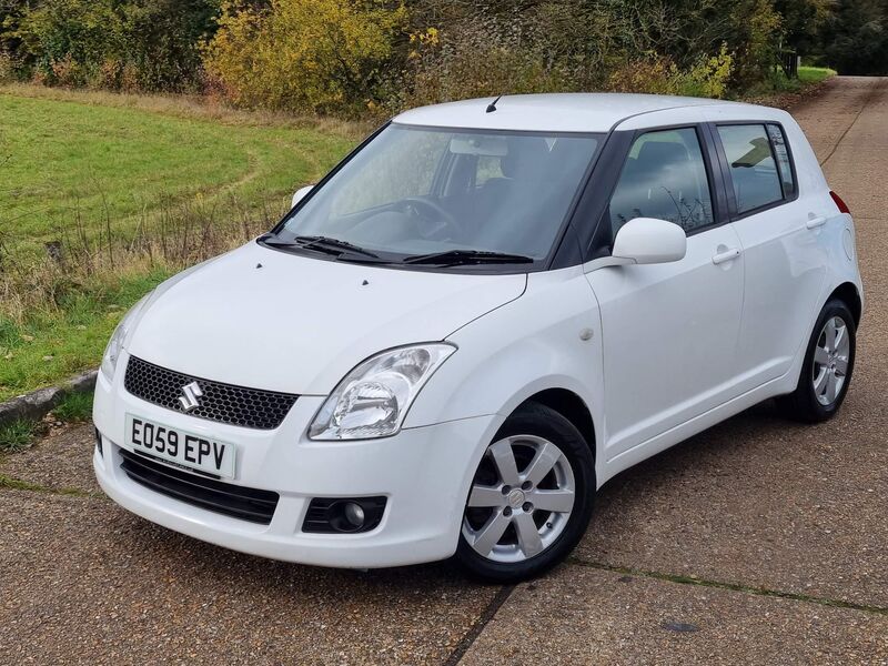 SUZUKI SWIFT