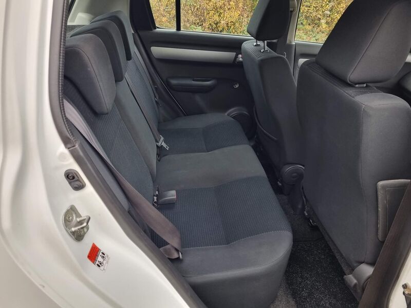 SUZUKI SWIFT