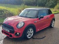 MINI HATCH