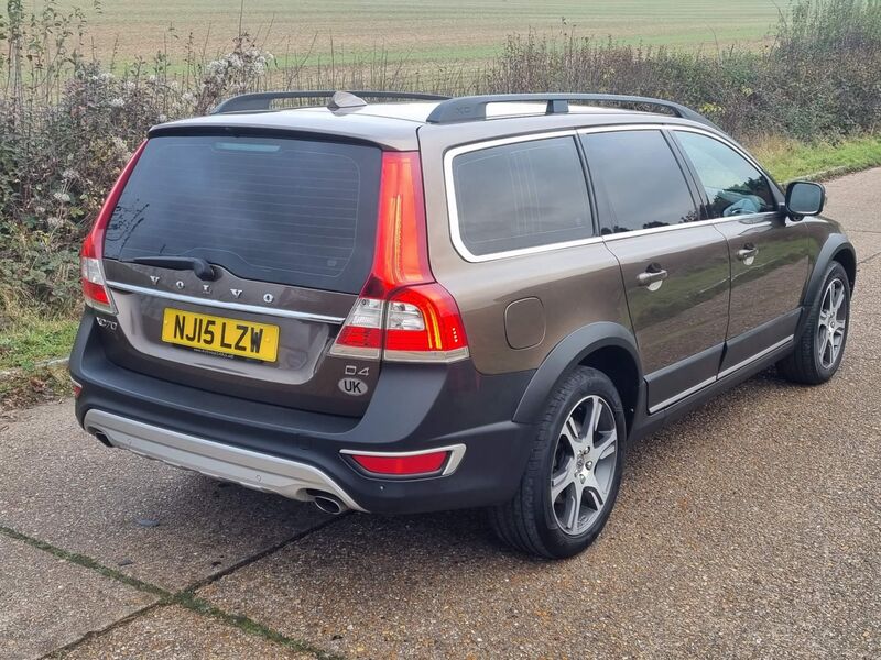 VOLVO XC70