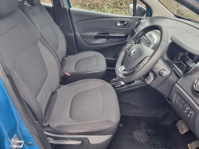 RENAULT CAPTUR