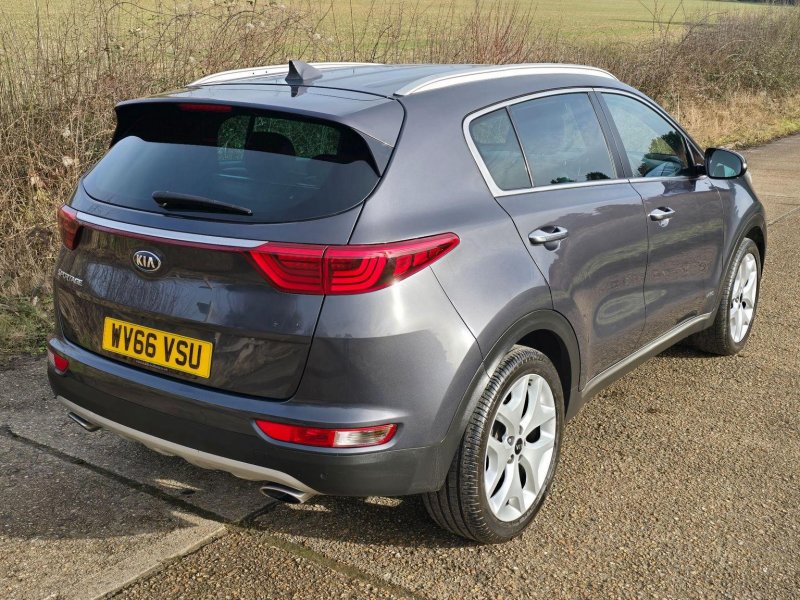 KIA SPORTAGE