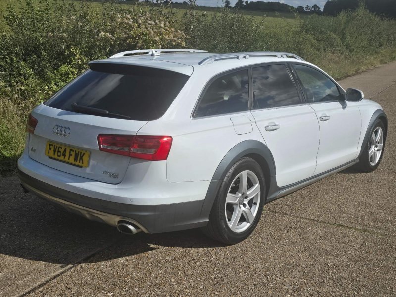 AUDI A6 ALLROAD