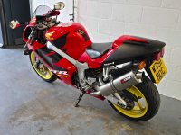 HONDA VTR