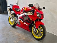 HONDA VTR