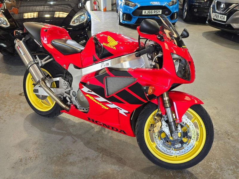HONDA VTR