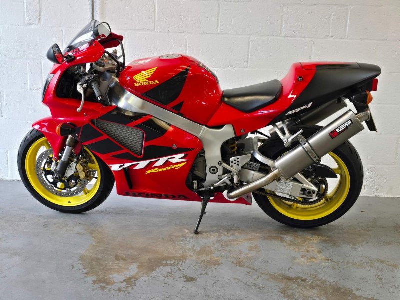 HONDA VTR