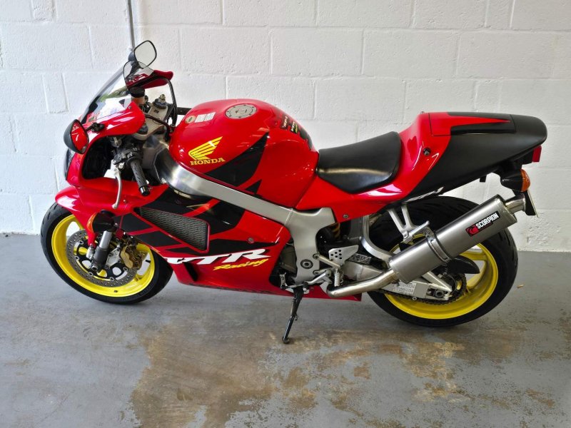 HONDA VTR