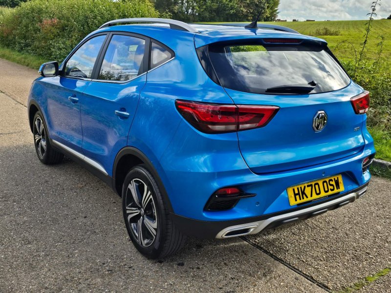MG ZS