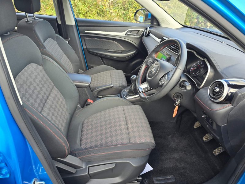 MG ZS
