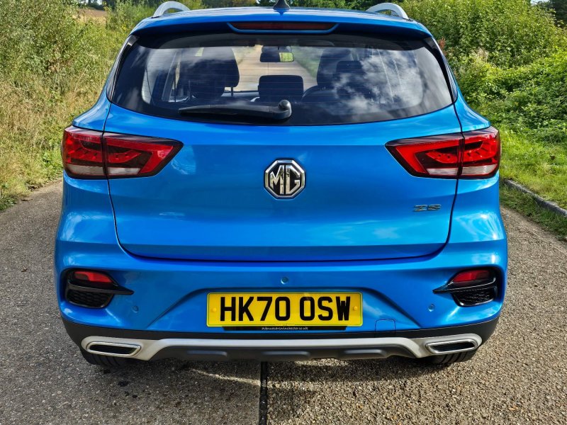 MG ZS