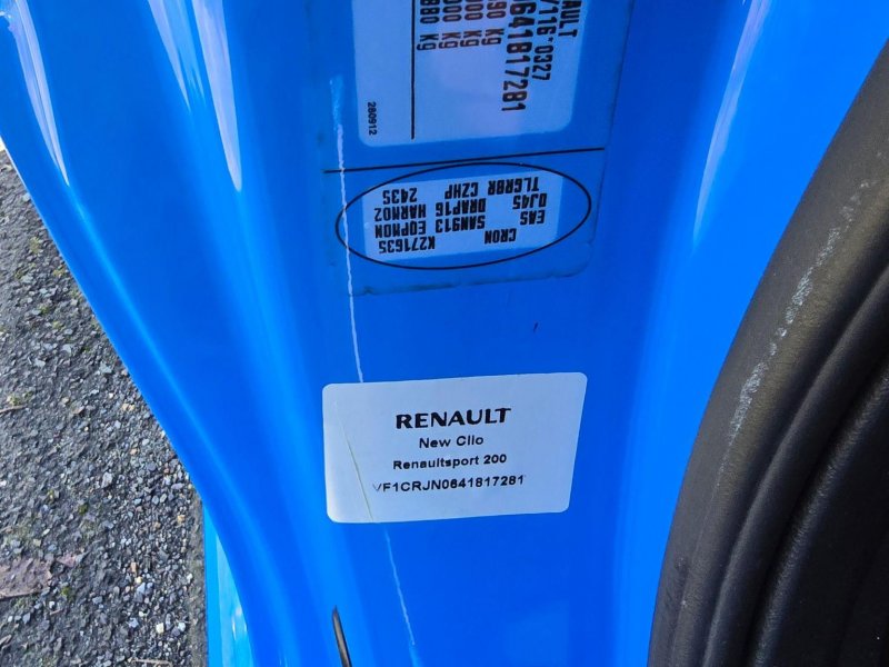 RENAULT CLIO