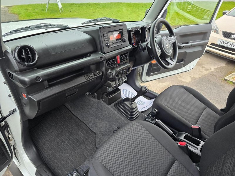 SUZUKI JIMNY