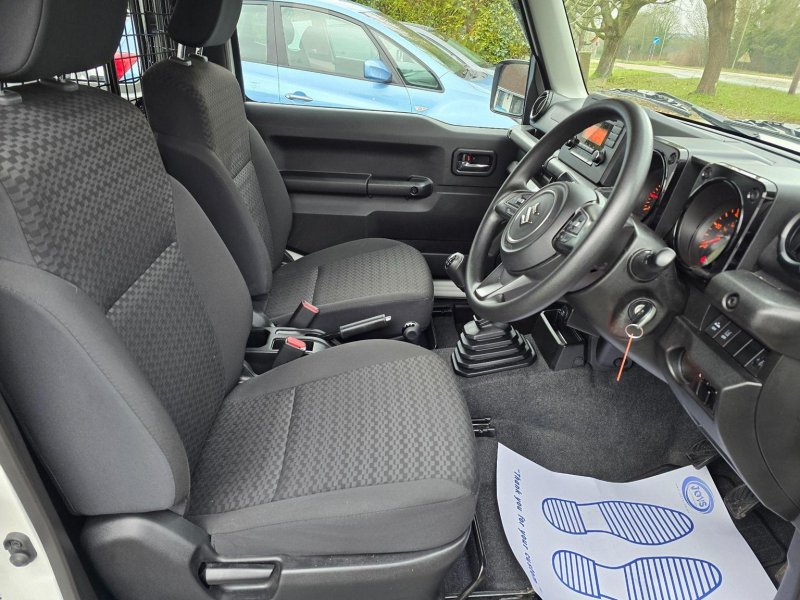 SUZUKI JIMNY