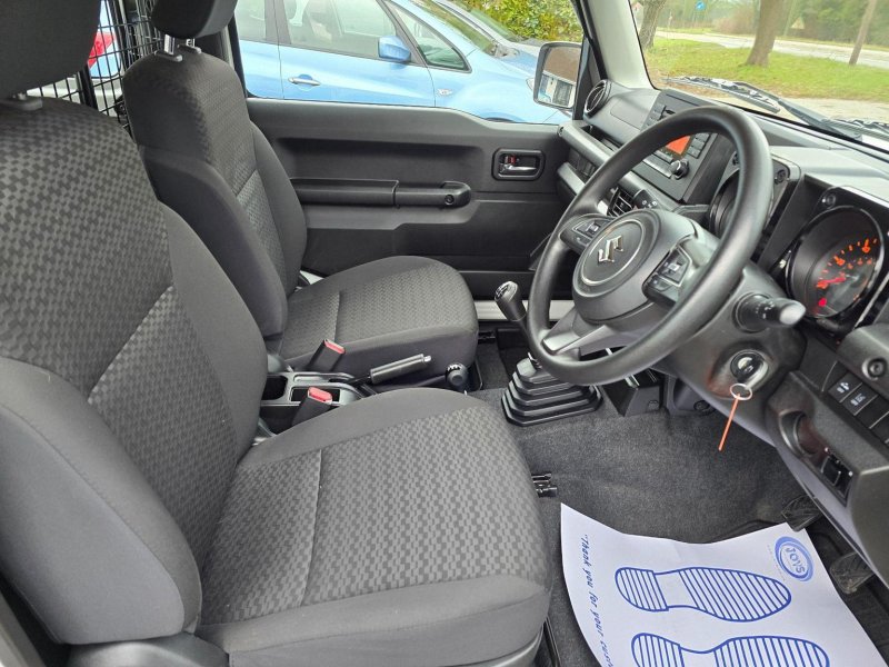 SUZUKI JIMNY