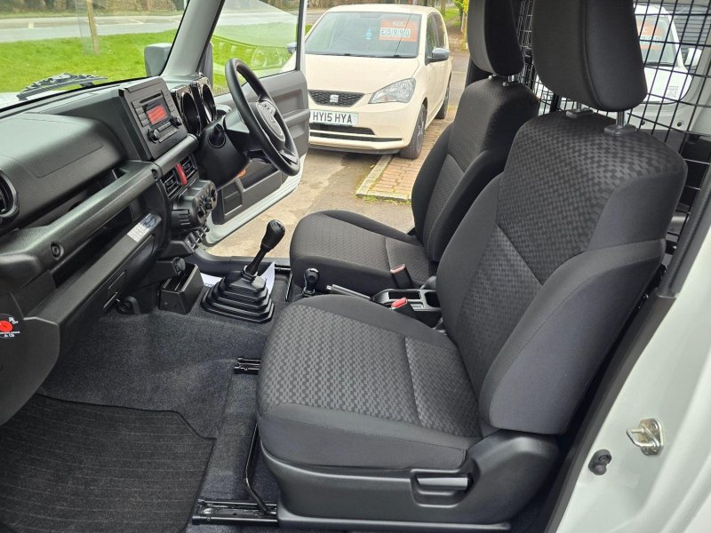 SUZUKI JIMNY