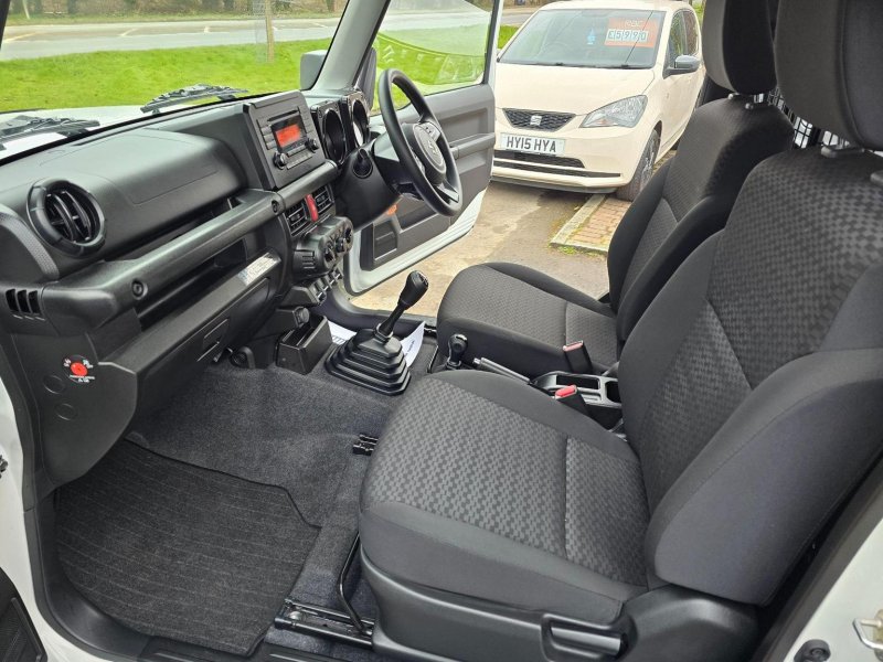 SUZUKI JIMNY