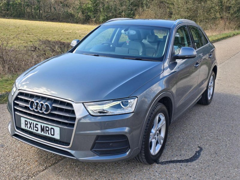 AUDI Q3