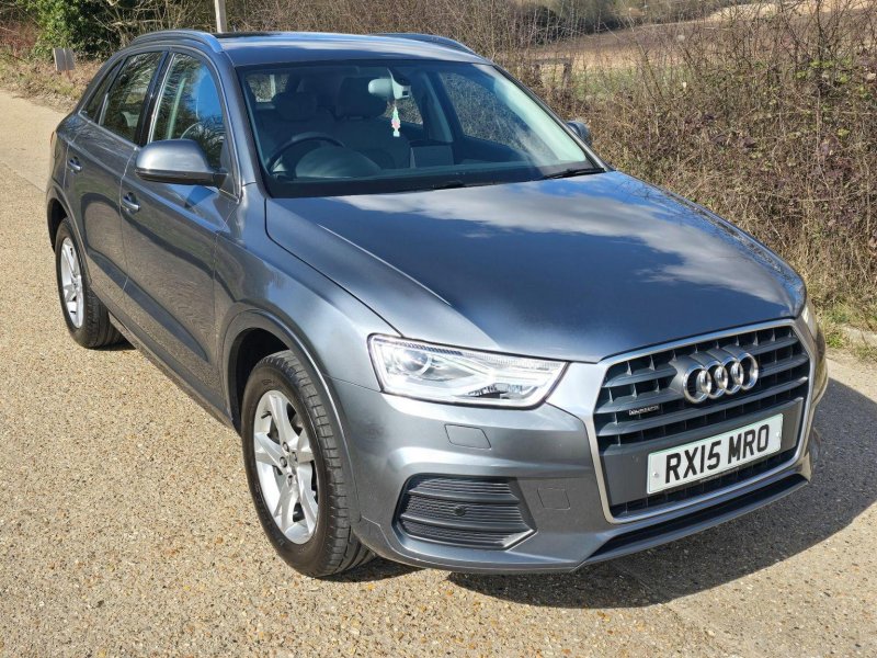 AUDI Q3