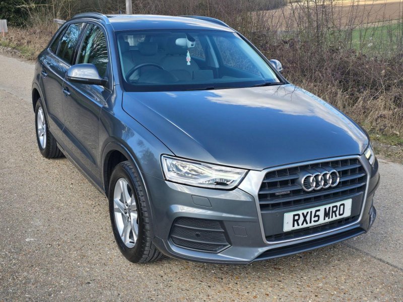 AUDI Q3