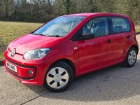 VOLKSWAGEN UP