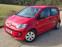 VOLKSWAGEN UP