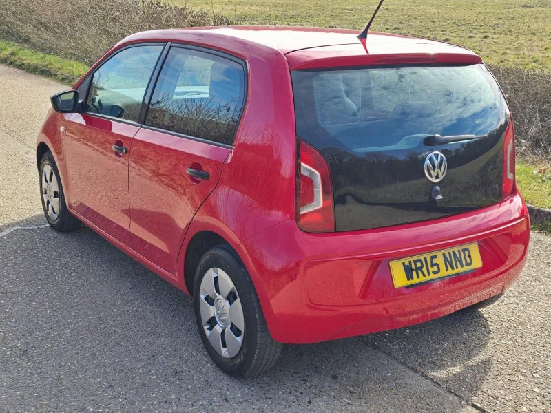 VOLKSWAGEN UP