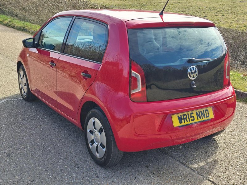 VOLKSWAGEN UP
