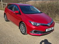 TOYOTA AURIS