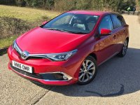 TOYOTA AURIS