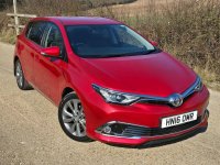 TOYOTA AURIS