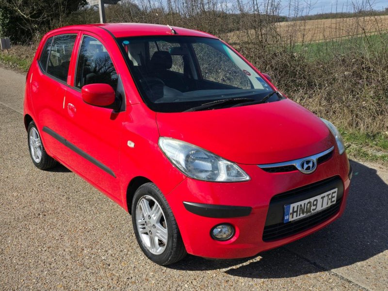 HYUNDAI I10