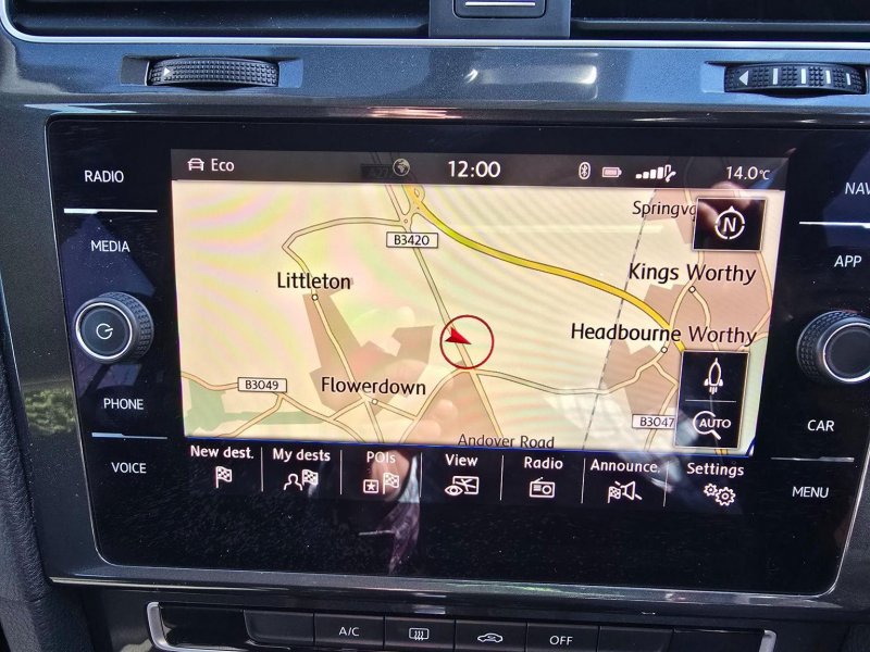 VOLKSWAGEN GOLF
