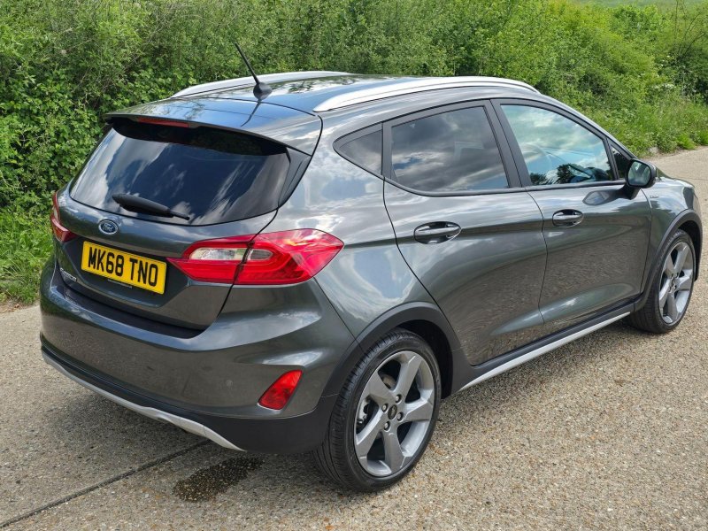 FORD FIESTA