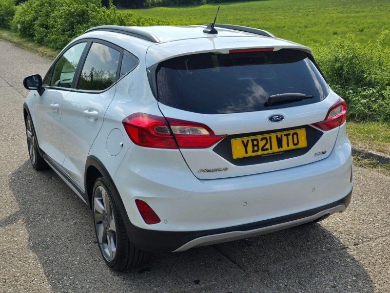 FORD FIESTA