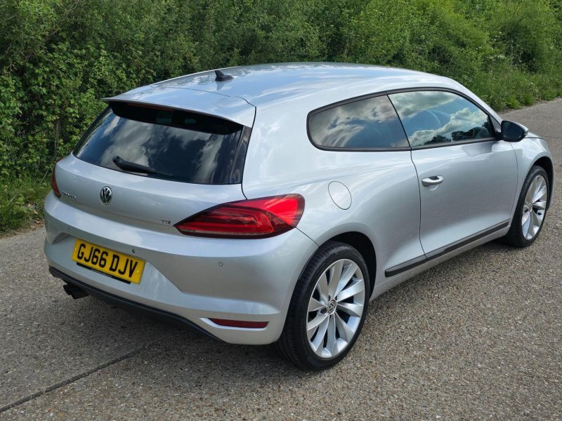 VOLKSWAGEN SCIROCCO