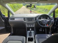 VOLKSWAGEN GOLF SV
