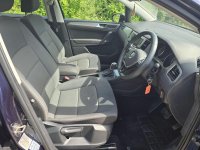 VOLKSWAGEN GOLF SV