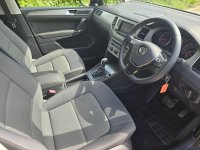 VOLKSWAGEN GOLF SV