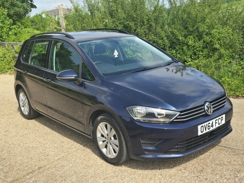 VOLKSWAGEN GOLF SV