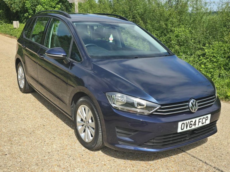 VOLKSWAGEN GOLF SV