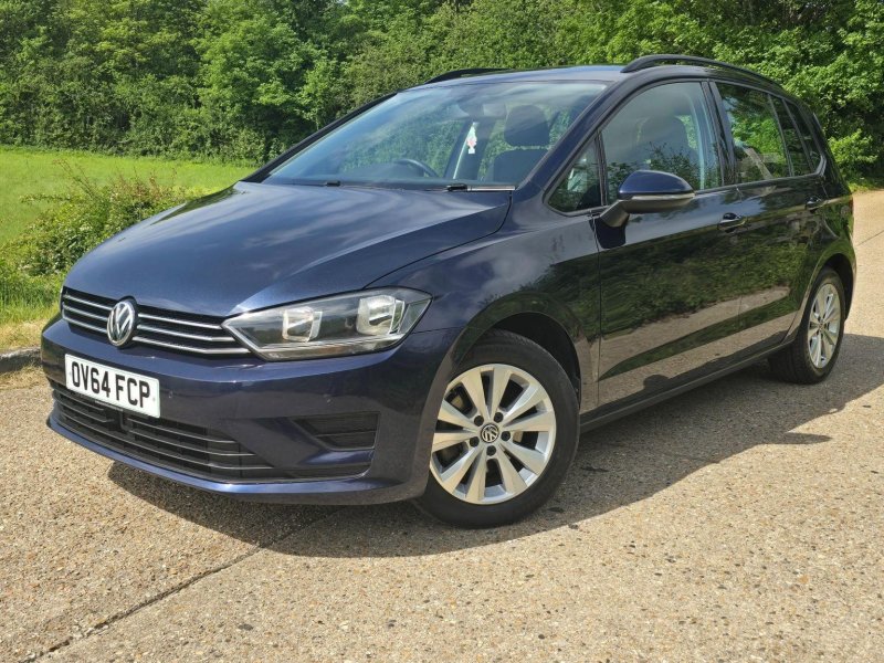 VOLKSWAGEN GOLF SV