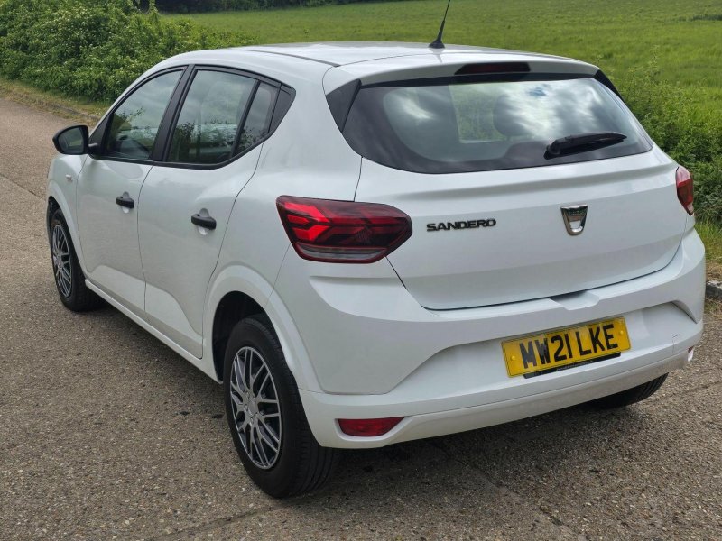 DACIA SANDERO