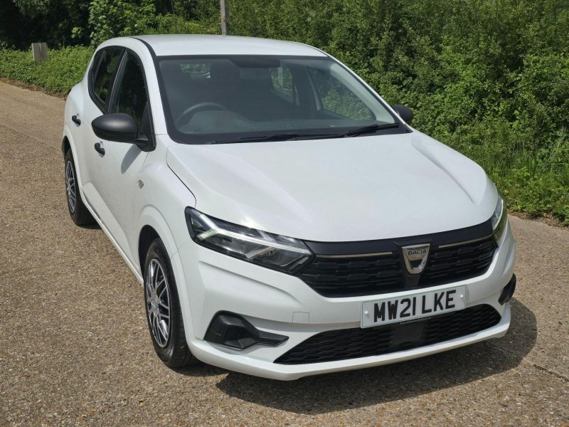 DACIA SANDERO