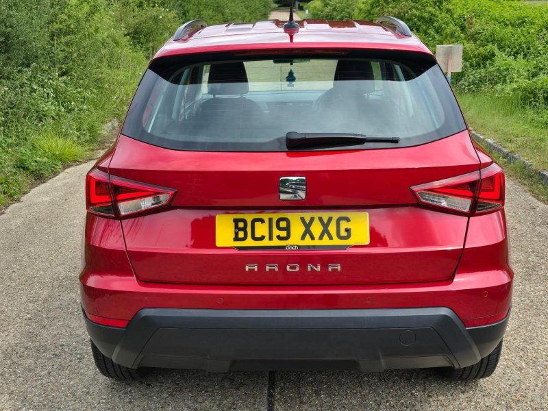 SEAT ARONA