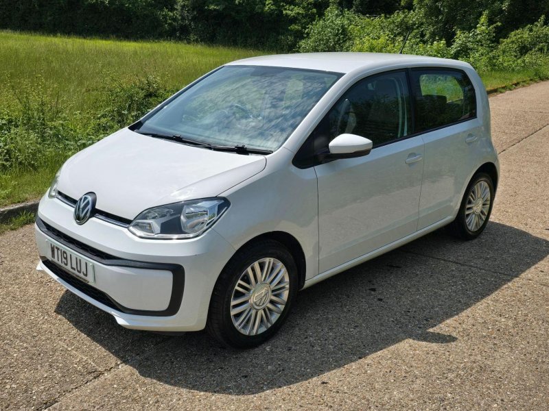 VOLKSWAGEN UP