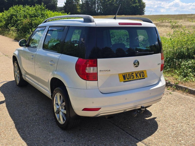 SKODA YETI