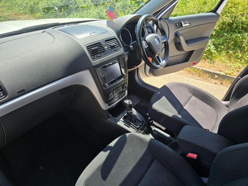 SKODA YETI
