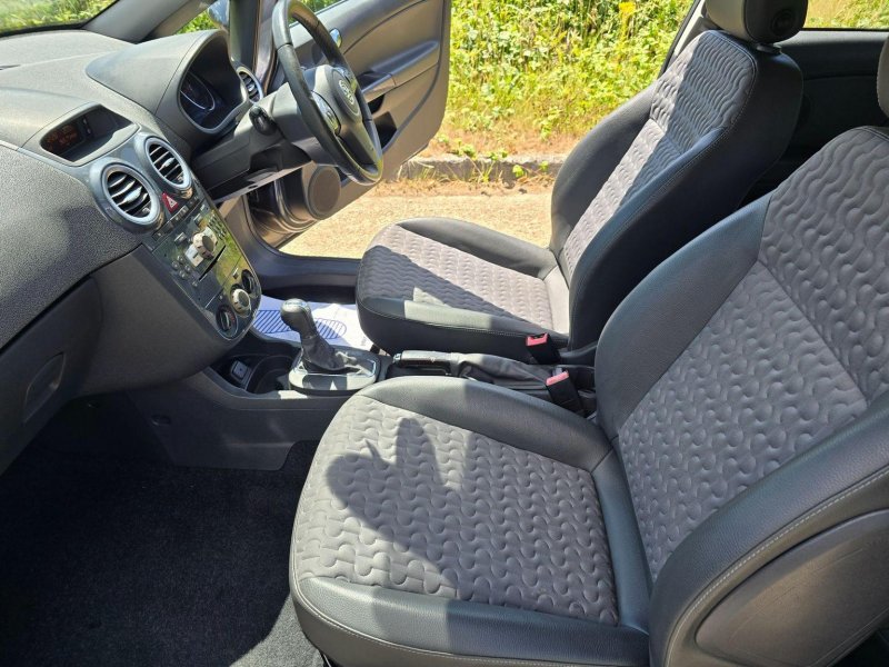 VAUXHALL CORSA
