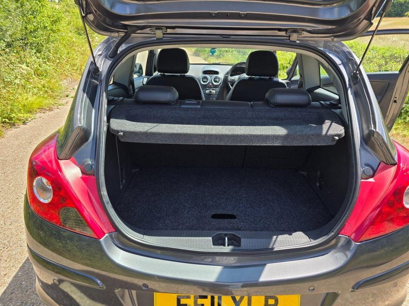 VAUXHALL CORSA